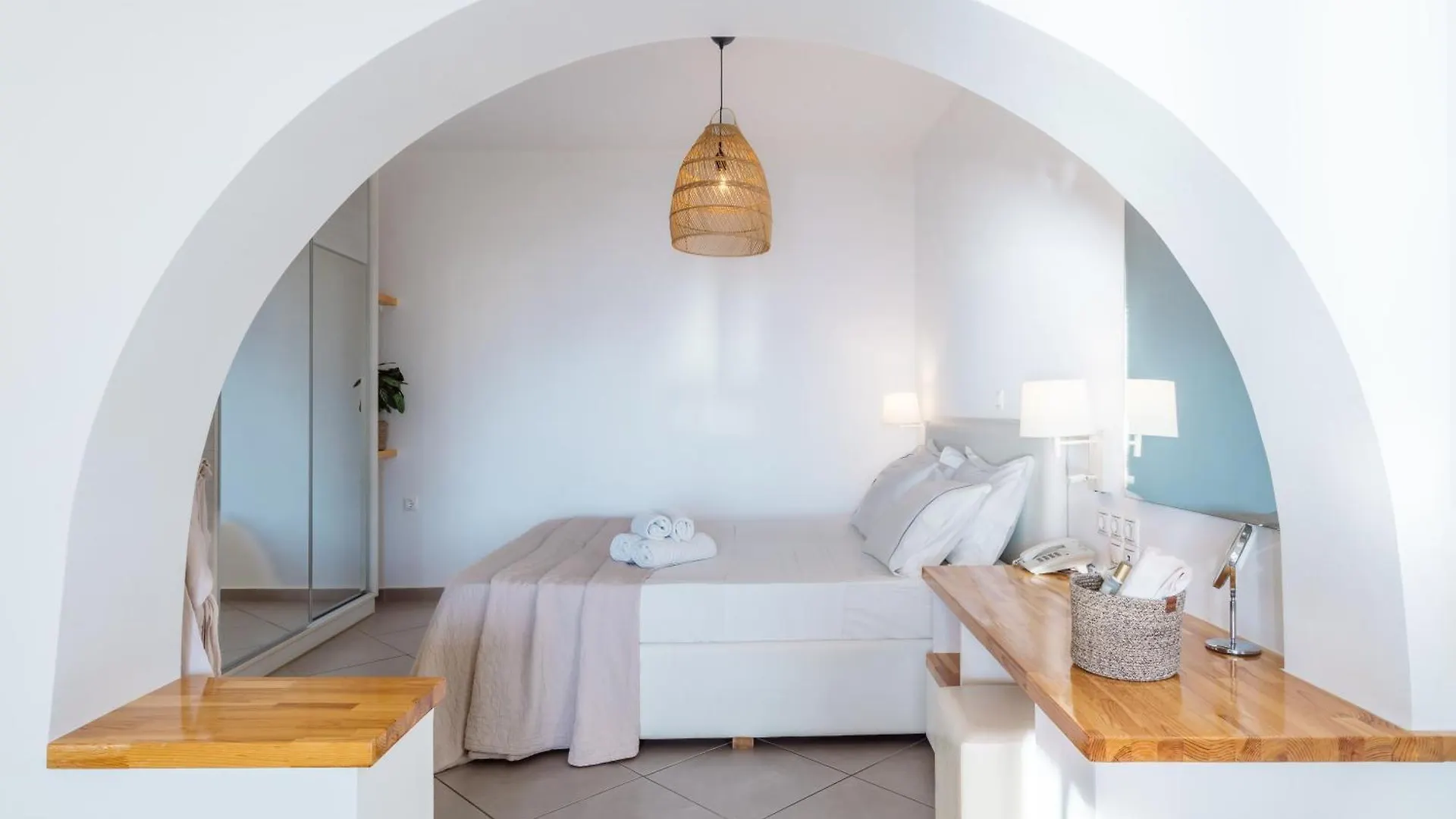Kanakis Apartments Asos